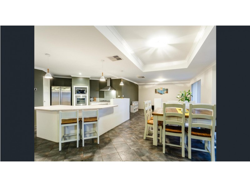 3 Cloverdale Lane, Success WA 6164