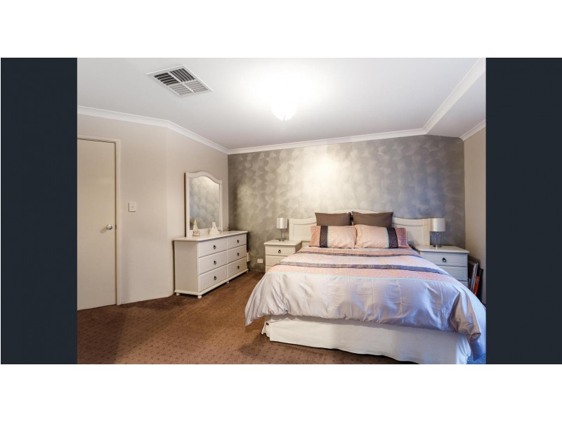 3 Cloverdale Lane, Success WA 6164