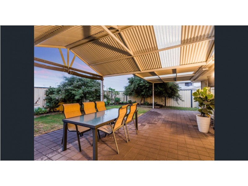 3 Cloverdale Lane, Success WA 6164