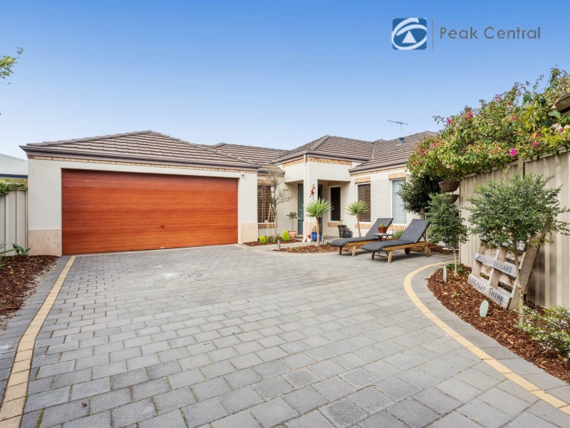 2/14 Ellesmere Circuit, Success WA 6164