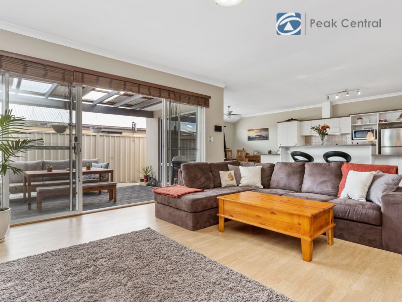 2/14 Ellesmere Circuit, Success WA 6164