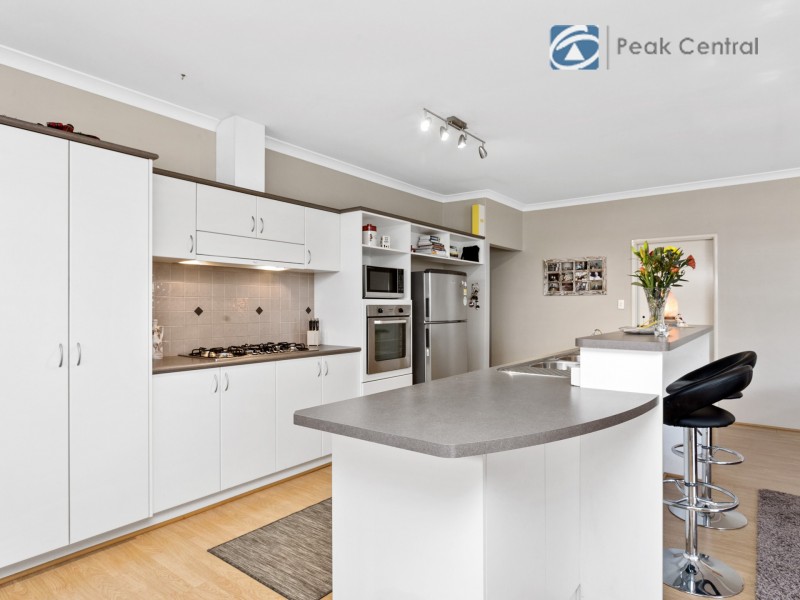 2/14 Ellesmere Circuit, Success WA 6164