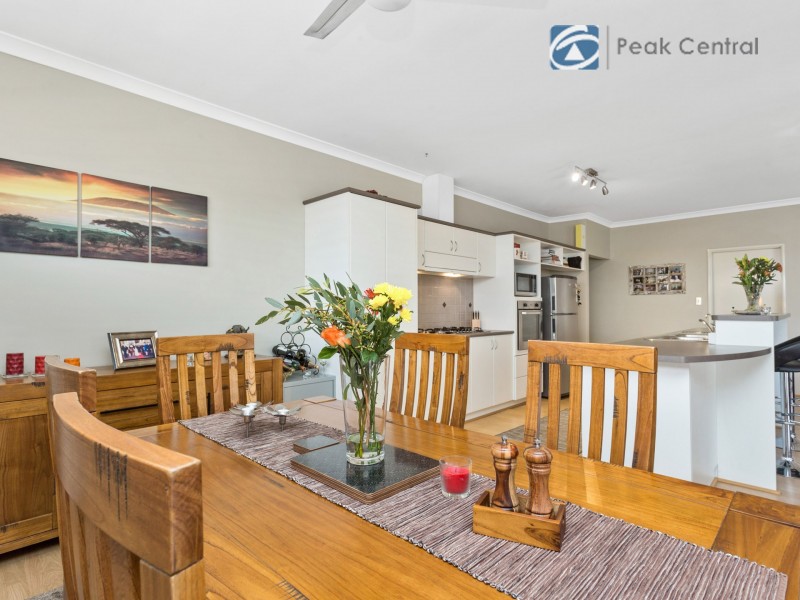 2/14 Ellesmere Circuit, Success WA 6164