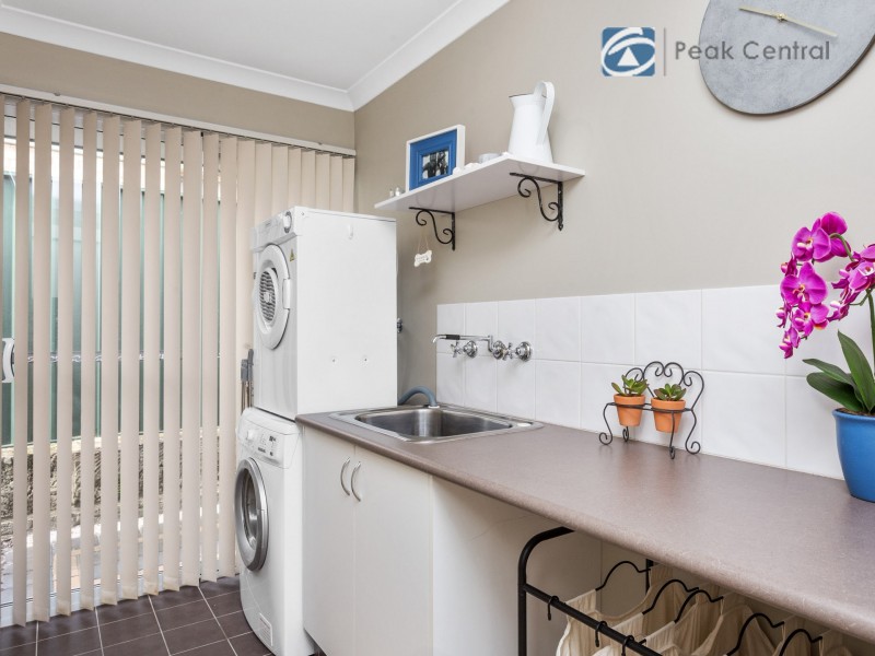 2/14 Ellesmere Circuit, Success WA 6164