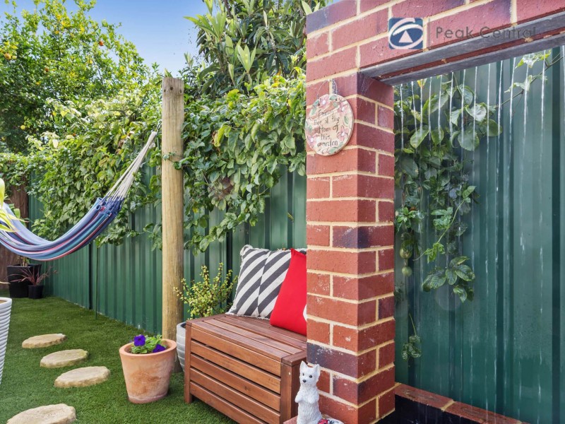 2/14 Ellesmere Circuit, Success WA 6164