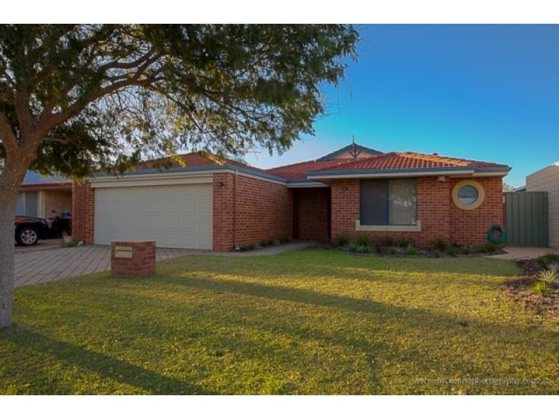 10 Tozer Loop, Atwell WA 6164