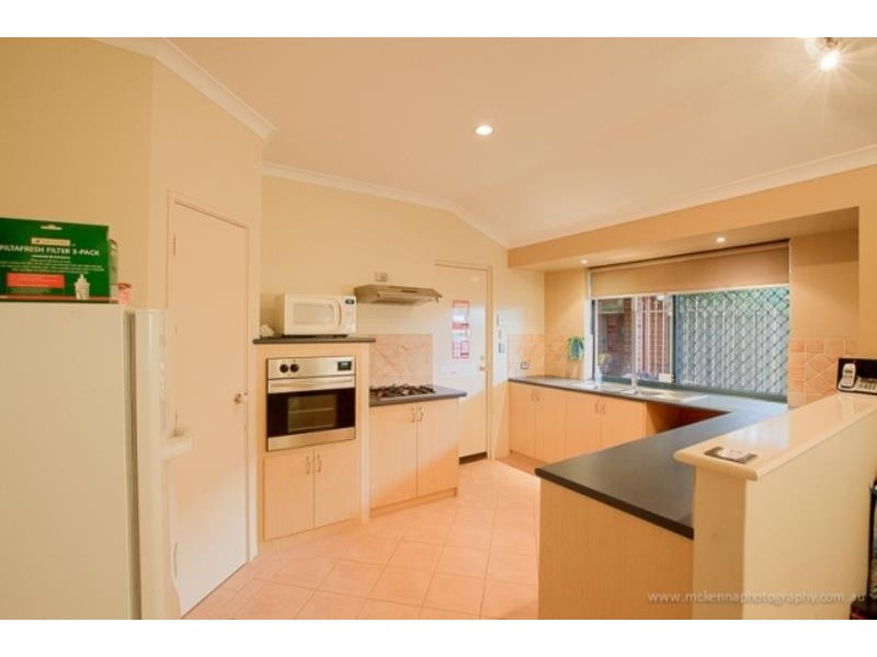 10 Tozer Loop, Atwell WA 6164