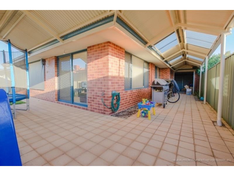 10 Tozer Loop, Atwell WA 6164