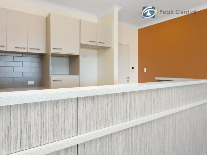 19/19 Junction Blvd, Cockburn Central WA 6164