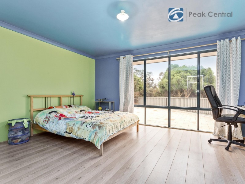 38 Mosman Loop, Success WA 6164