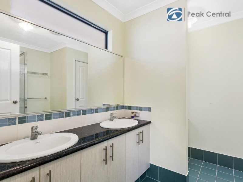 38 Mosman Loop, Success WA 6164