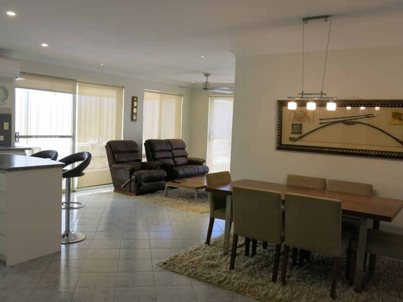 17 Ranunculus  Court, Beeliar WA 6164