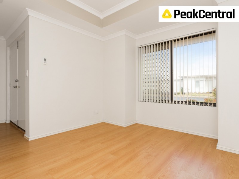 3 Sweetwater Bend, Success WA 6164