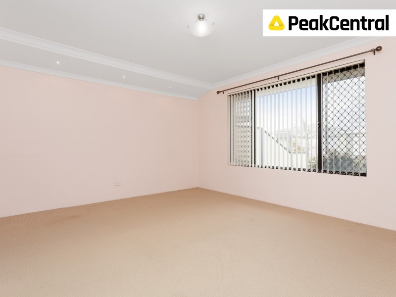 3 Sweetwater Bend, Success WA 6164