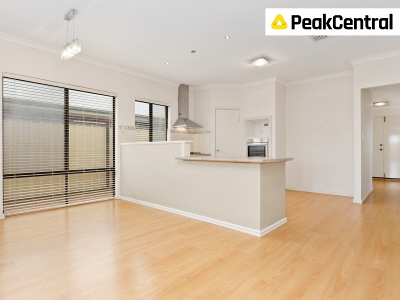 3 Sweetwater Bend, Success WA 6164