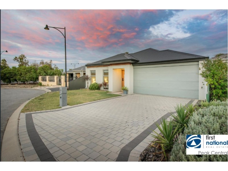 38 Jewel Gardens, Hammond Park WA 6164