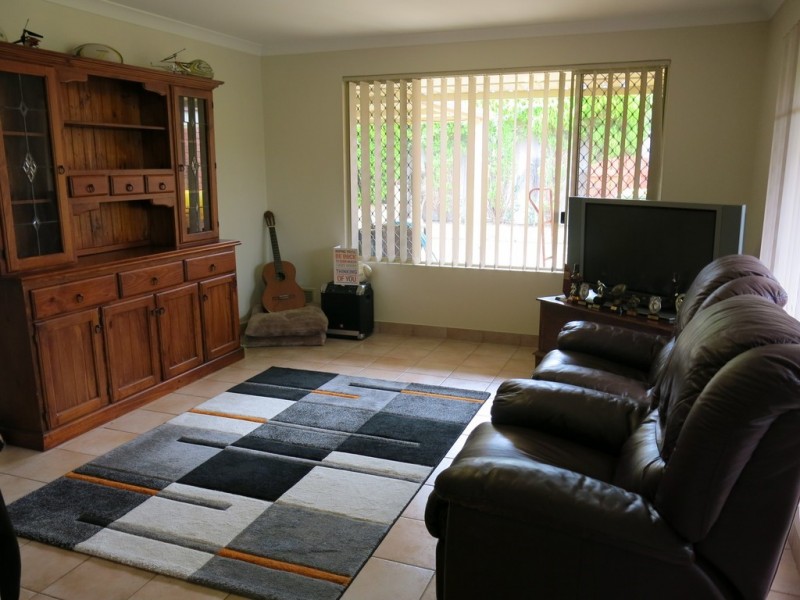 5 Marie Court, Atwell WA 6164