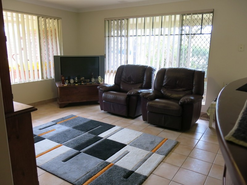 5 Marie Court, Atwell WA 6164