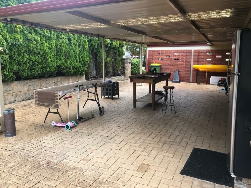 5 Marie Court, Atwell WA 6164