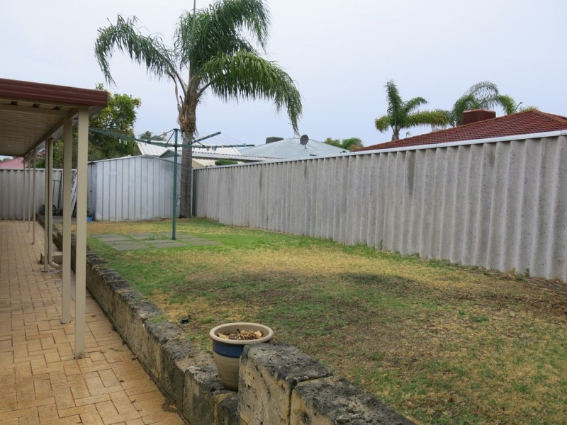 5 Marie Court, Atwell WA 6164