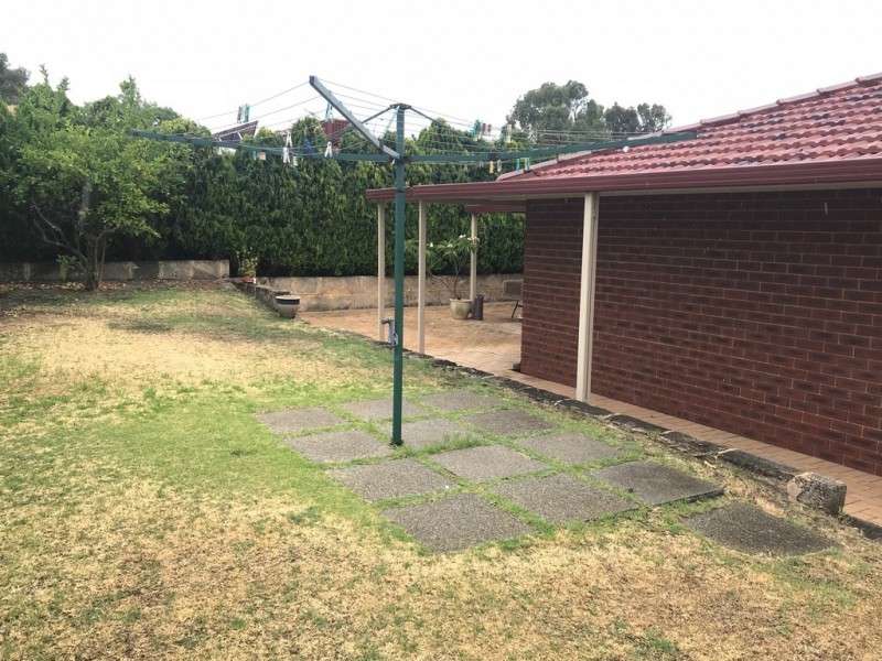 5 Marie Court, Atwell WA 6164