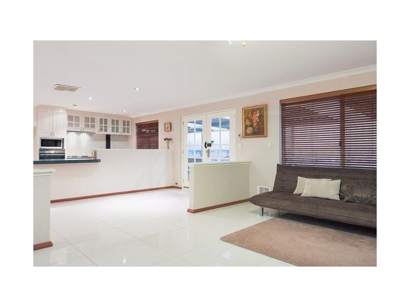 11 Regent Court, Cockburn Central WA 6164