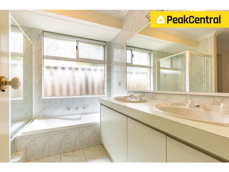 5 Millcroft Elbow, Jandakot WA 6164