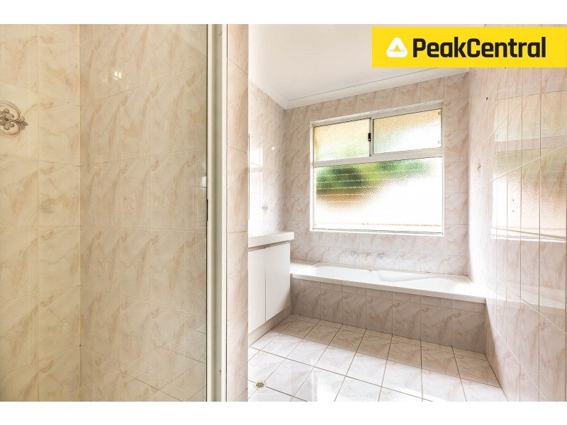 5 Millcroft Elbow, Jandakot WA 6164