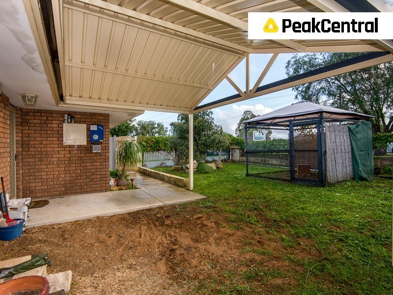 36 Kemmish Avenue, Parmelia WA 6167