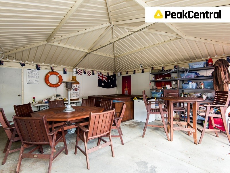 36 Kemmish Avenue, Parmelia WA 6167