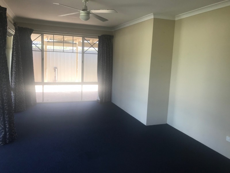 4 Daley Close, Atwell WA 6164