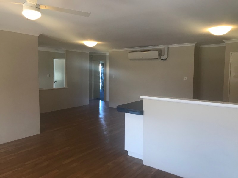 4 Daley Close, Atwell WA 6164