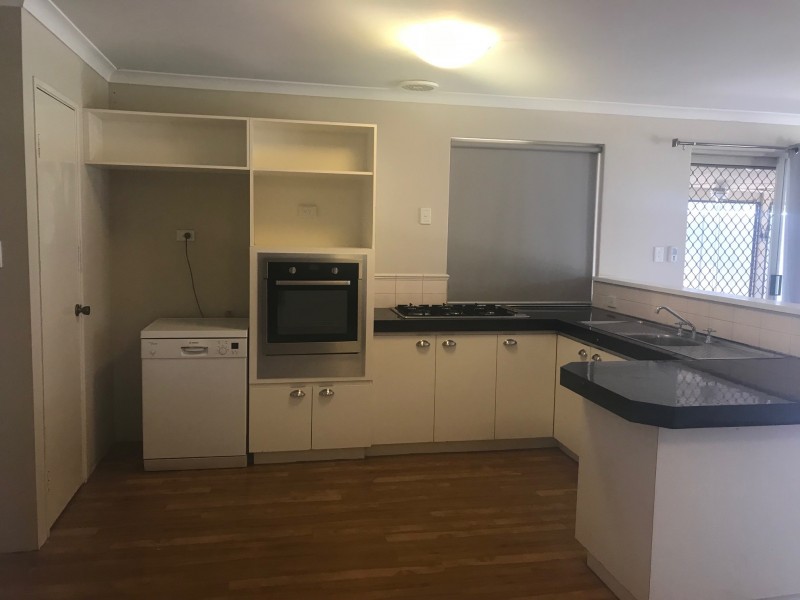 4 Daley Close, Atwell WA 6164