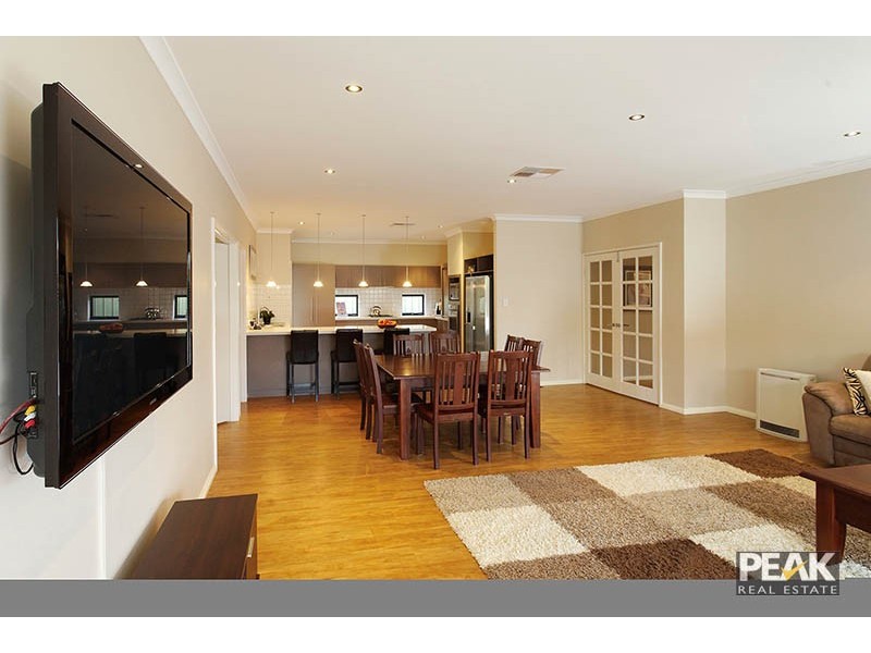 30 Pindan Elbow, Atwell WA 6164