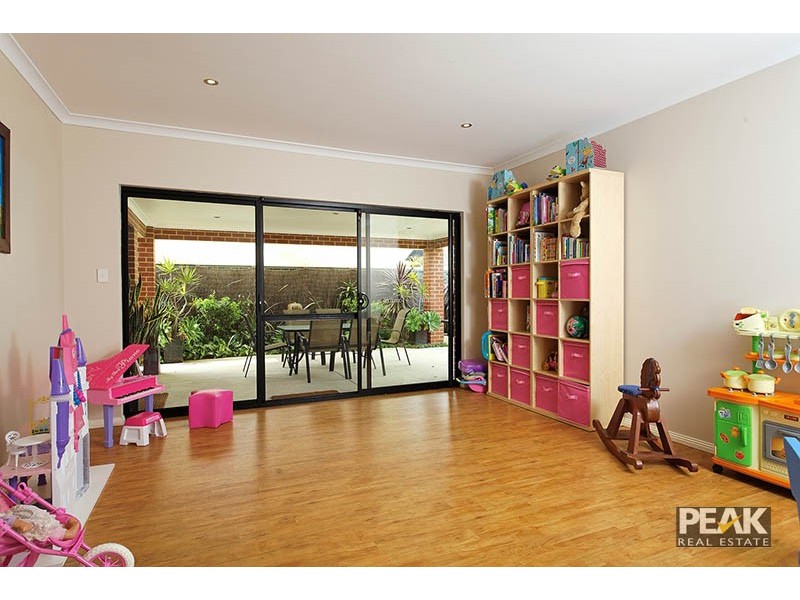 30 Pindan Elbow, Atwell WA 6164