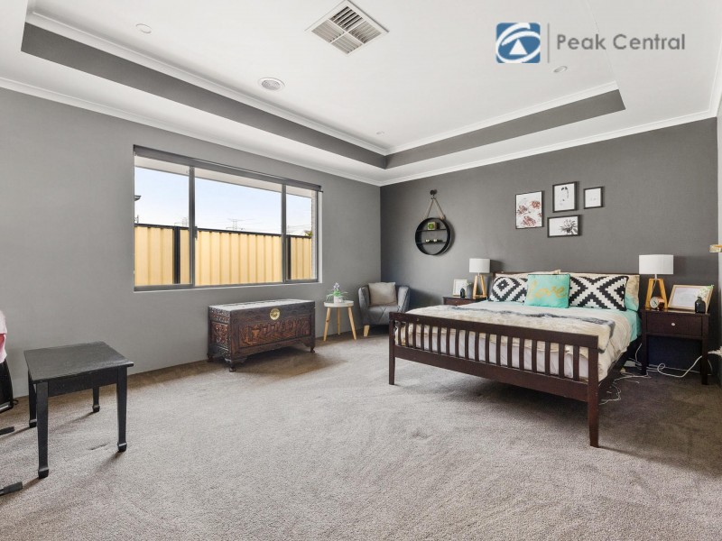 14 Rutherford Entrance, Success WA 6164