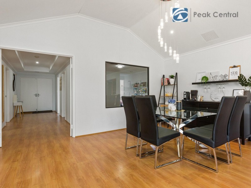 14 Rutherford Entrance, Success WA 6164