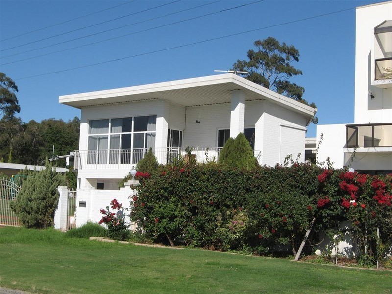 106 Burke Drive, Attadale WA 6156