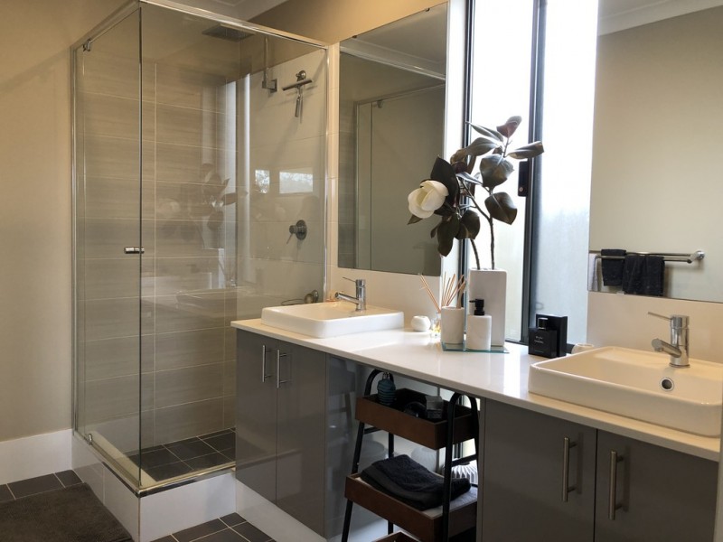 14 Langano Chase, Success WA 6164