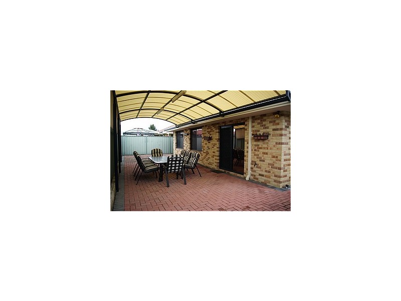 11 Tozer Loop, Atwell WA 6164