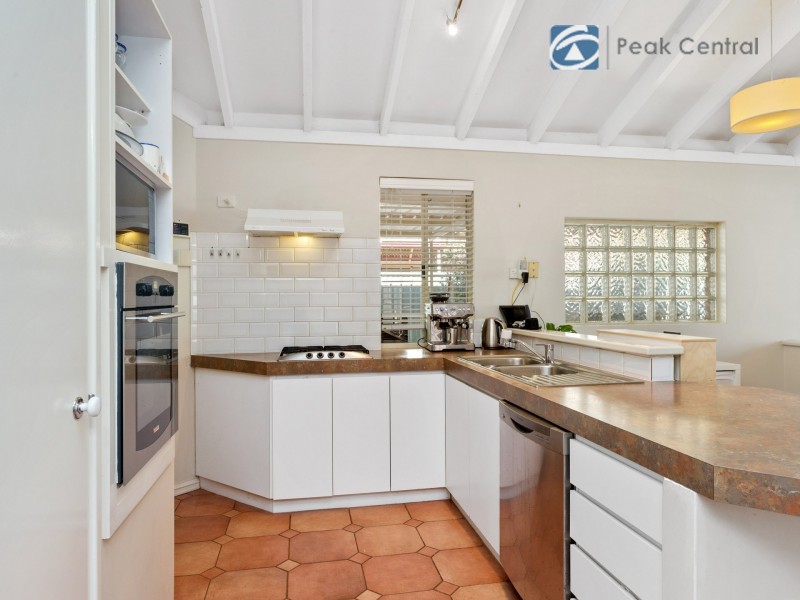 28 Molloy Circuit, Atwell WA 6164