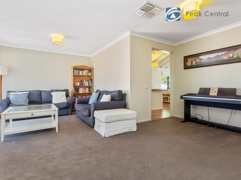 28 Molloy Circuit, Atwell WA 6164