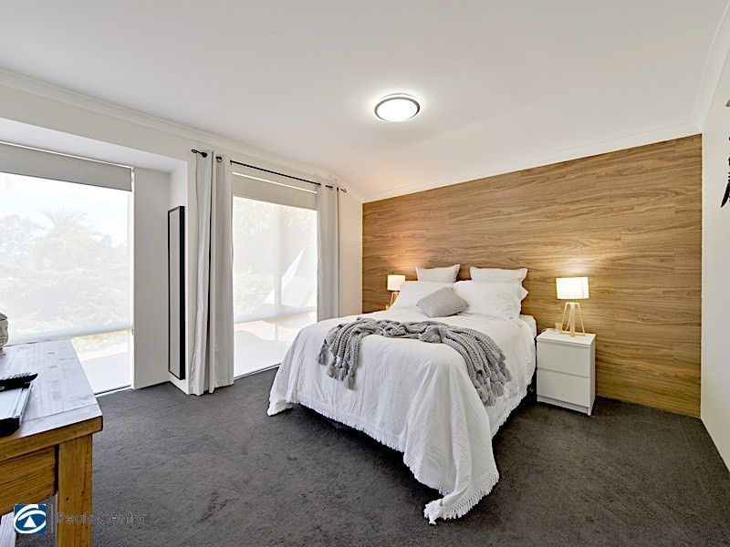 19 Minyon Circuit, Atwell WA 6164