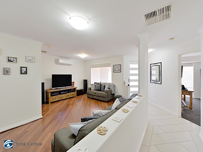 19 Minyon Circuit, Atwell WA 6164