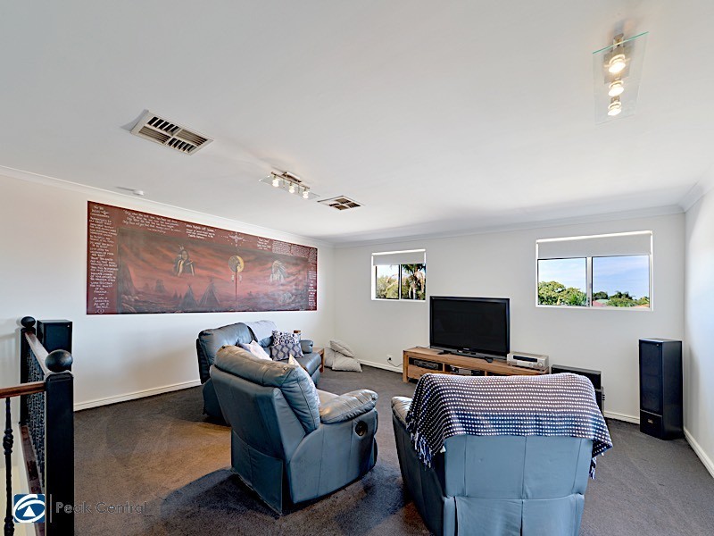 19 Minyon Circuit, Atwell WA 6164