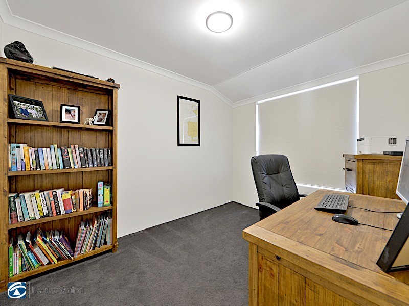 19 Minyon Circuit, Atwell WA 6164