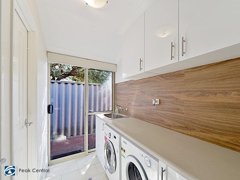 19 Minyon Circuit, Atwell WA 6164