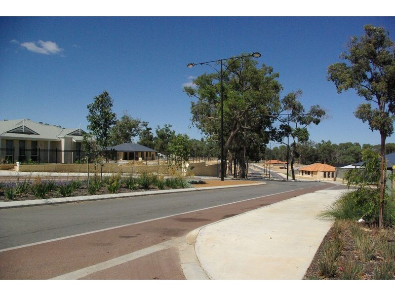 2 Fareham Crescent, Wellard WA 6170