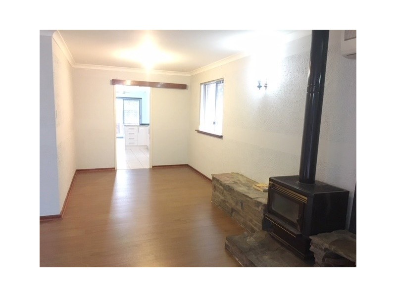 35 Nye Way, Orelia WA 6167