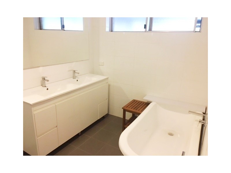 35 Nye Way, Orelia WA 6167